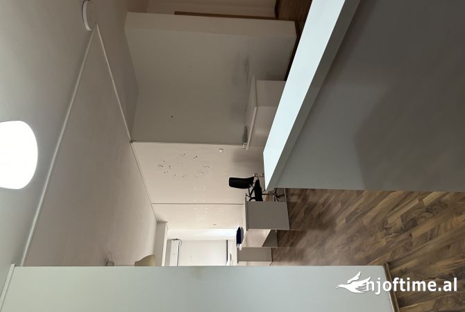 Apartament me qera per zyra 