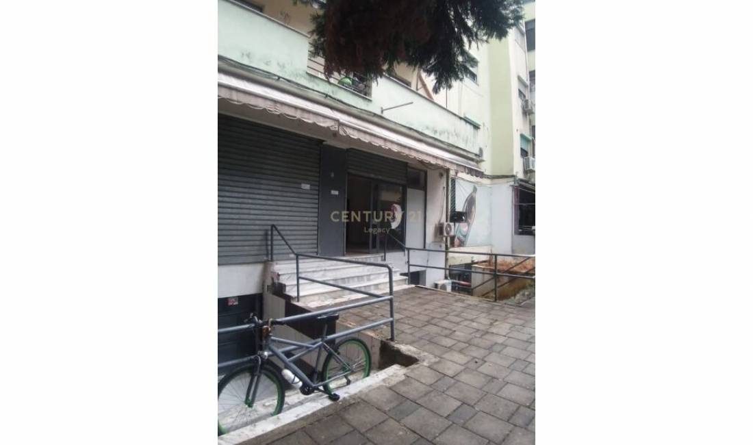 Dyqan per shitje prane Residence Square 21  