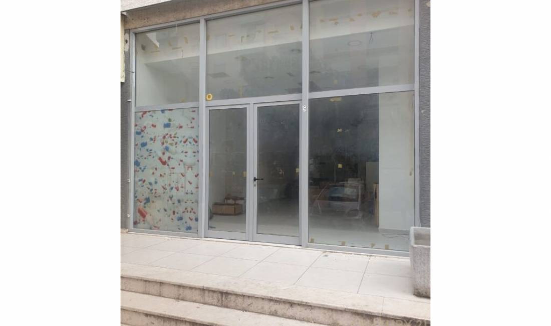 Ambient per Shitje ne Astir!!  