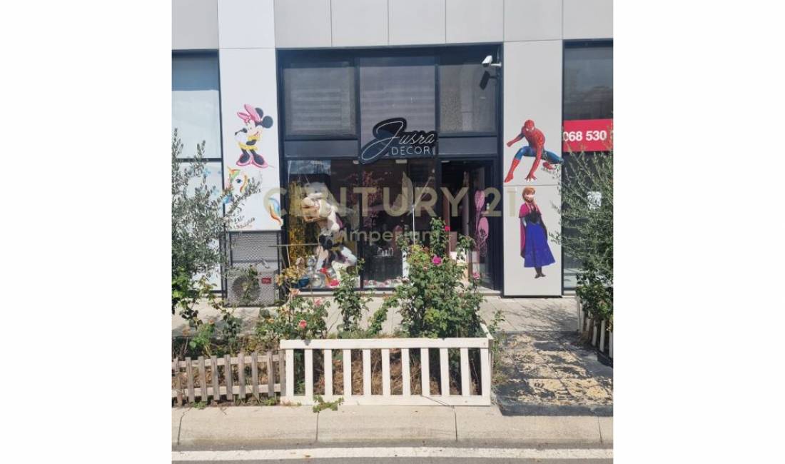 AMBJENT KOMERCIAL PER SHITJE KOMPLEKSI KONTAKT