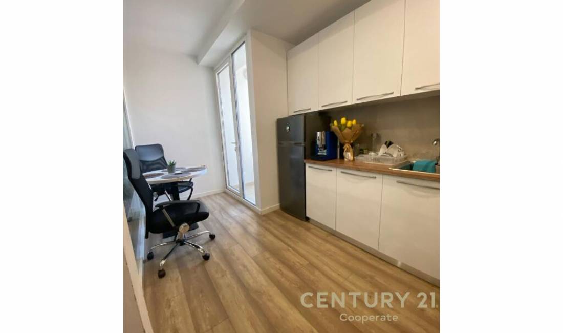 SHESIM AMBIENT PER ZYRA NE BLLOK.  