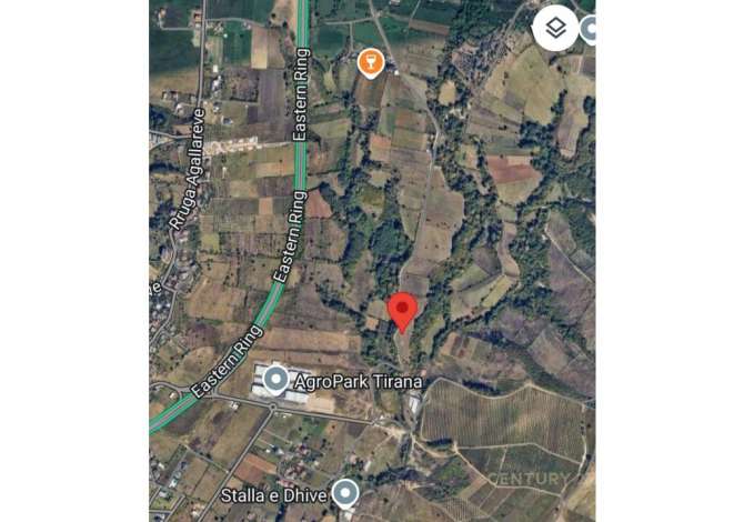 Shitet super tokë ne Farke  