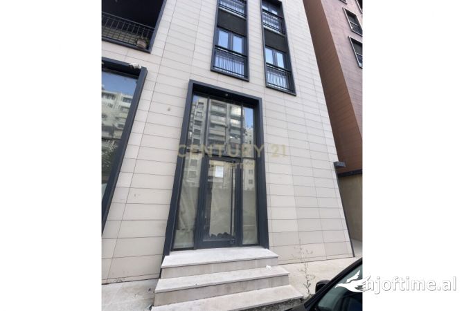 Business Property in Sale 1+1 in Tirana - 370,000 Euro