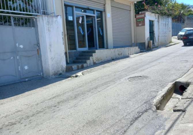 Ambient biznesi me qera 1+1 ne Vlore - 300 Euro