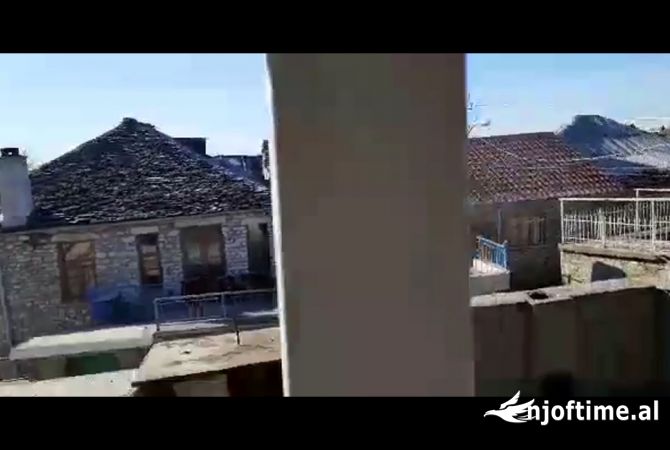 Duplex (casa a 2 piani) in vendita a Koriza 3+1, Vuoto