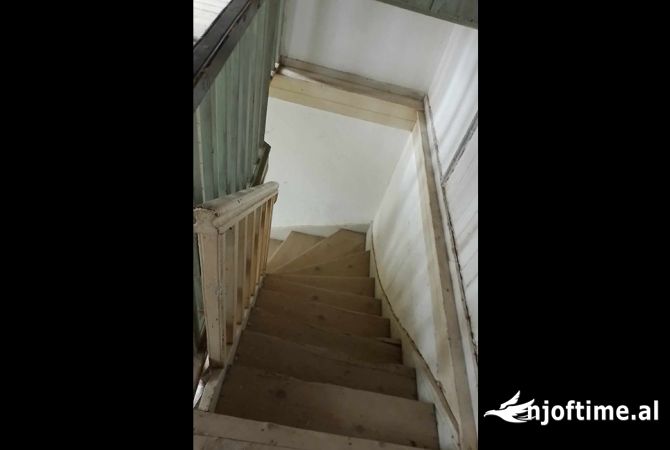 Duplex (casa a 2 piani) in vendita a Koriza 3+1, Vuoto