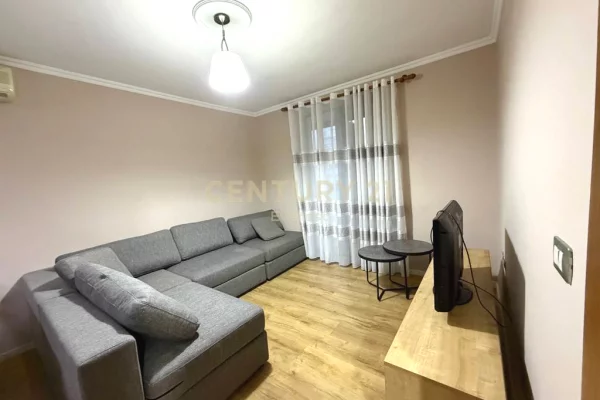 BRRYLI – APARTAMENT 2+1 ME QIRA