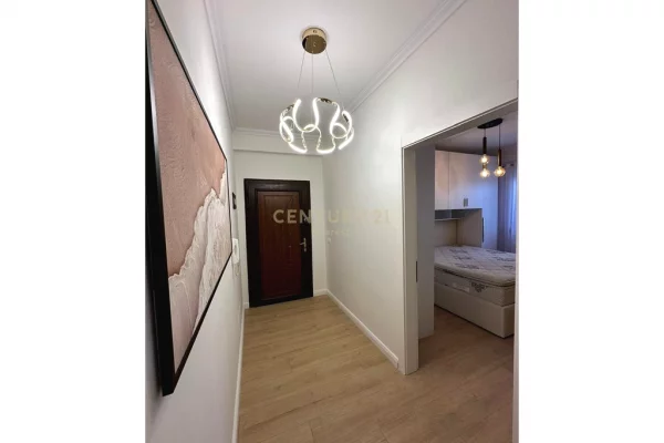 Shtepi ne shitje Apartament ne Tirane, 1+1, Mobilimi E mobiluar, Pagesa 133,000  Euro.