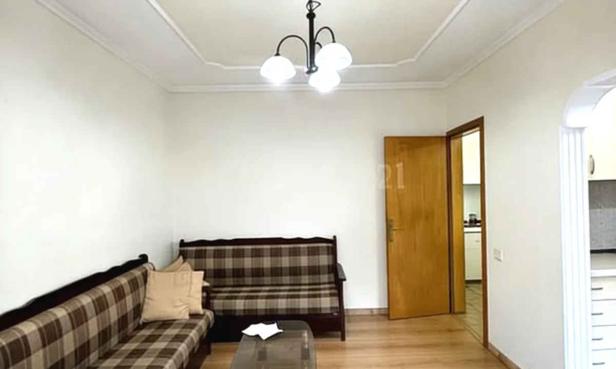 Shtepi ne shitje Apartament ne Tirane, 1+1, Mobilimi E mobiluar, Pagesa 122,000  Euro.