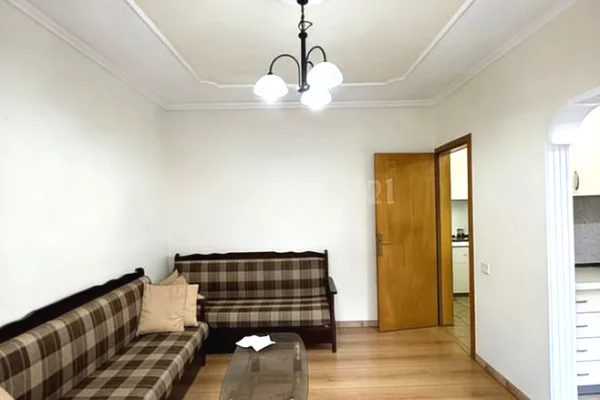 Shtepi ne shitje 1+1 ne Tirane - 122,000 Euro