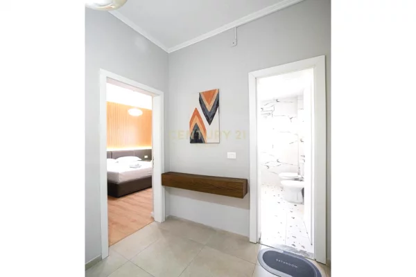 Shtepi ne shitje Apartament ne Tirane, 2+1, Mobilimi E mobiluar, Pagesa 220,000  Euro.