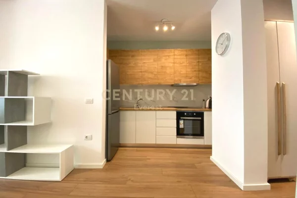 Shtepi ne shitje Apartament ne Tirane, 1+1, Mobilimi E mobiluar, Pagesa 158,000  Euro.