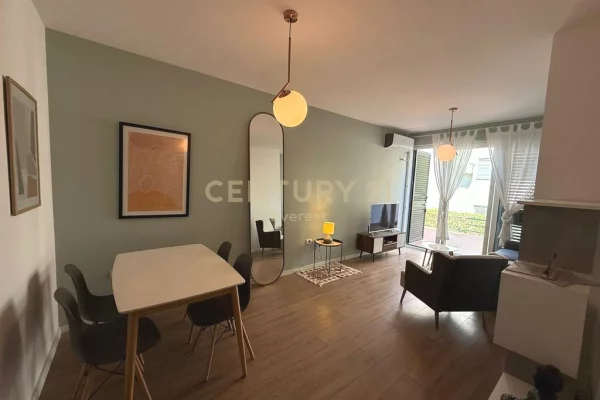 Shtepi ne shitje Apartament ne Tirane, 1+1, Mobilimi E mobiluar, Pagesa 158,000  Euro.