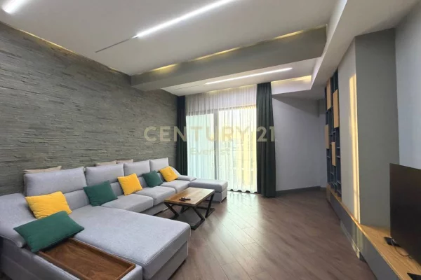 Shtepi ne shitje Apartament ne Tirane, 2+1, Mobilimi E mobiluar, Pagesa 390,000  Euro.