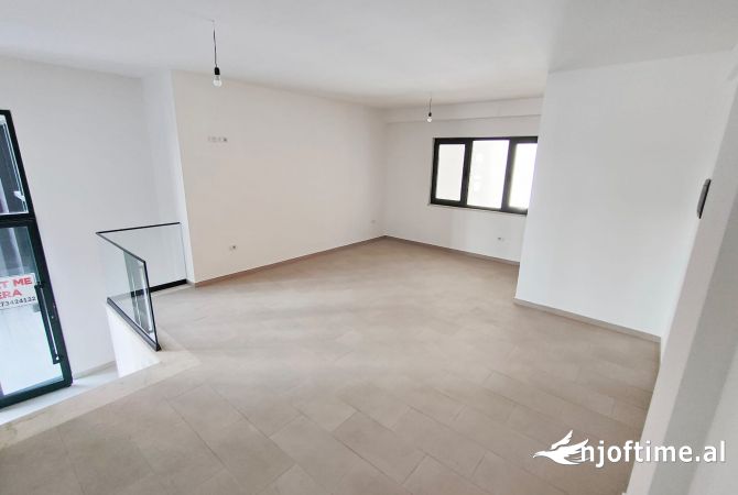 Business Property in Sale 1+1 in Tirana - 120,000 Euro