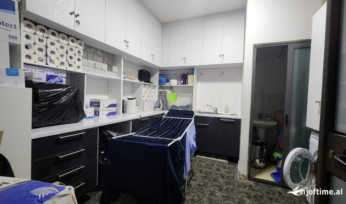 Shitet biznesi , Stadiumi Dinamo 