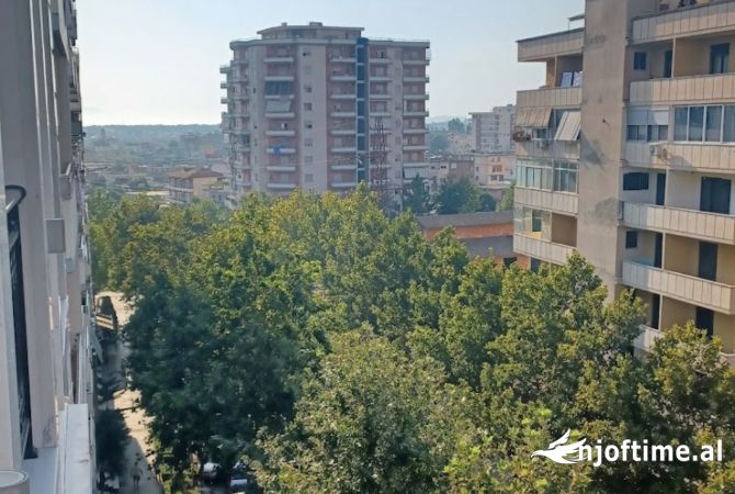 Shtepi me qera Apartament ne Vlore, 1+1, Mobilimi E mobiluar, Pagesa 250  Euro.