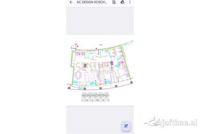 Ambiente Commerciale in Affitto 3+1 a Tirana - 1,500 Euro