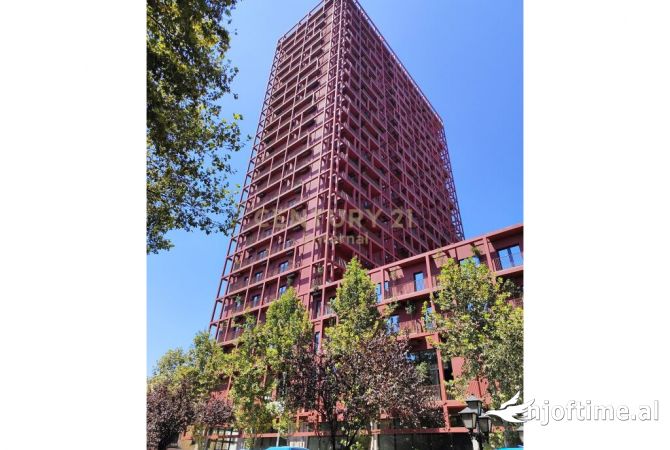 Ambiente Commerciale in Affitto 1+1 a Tirana - 4,000 Euro