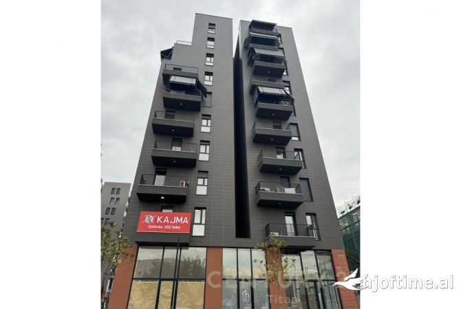 Ambiente Commerciale in Affitto 1+1 a Tirana - 700 Euro