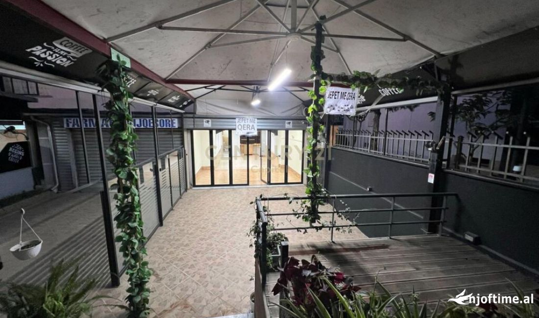 JAPIM NJESI KOMERCIALE ME QIRA NE "LAPRAKE