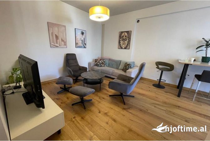 Zyre per qira, e mobiluar, Rruga e Kosovareve. 850Euro