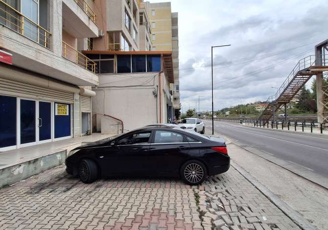 Ambiente Commerciale in Vendita 1+1 a Durazzo - 120,000 Euro