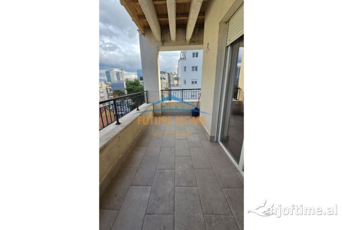 Qera, Ambient Biznesi, Qender, Tirane.