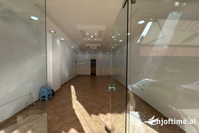 Business Property in Sale 1+1 in Tirana - 250,000 Euro
