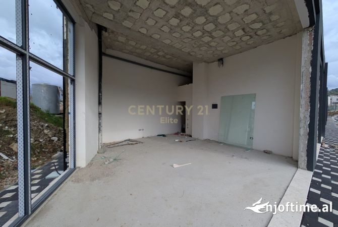 Ambient biznesi ne shitje 1+1 ne Tirane - 445,000 Euro