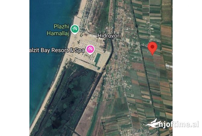 Truall ose Toke ne Durres - 250,000 Euro