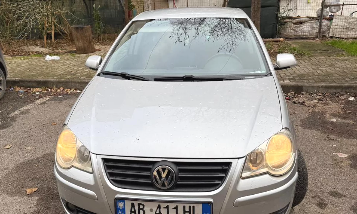 Auto in Vendita a Tirana, Volkswagen, 2006 gasoline-gas,Kambio Manual Pagamento 200,000  Leke.
