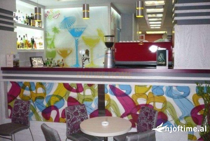 Shitet, Ambjent Biznesi, Pallati me Shigjeta, Tirane
