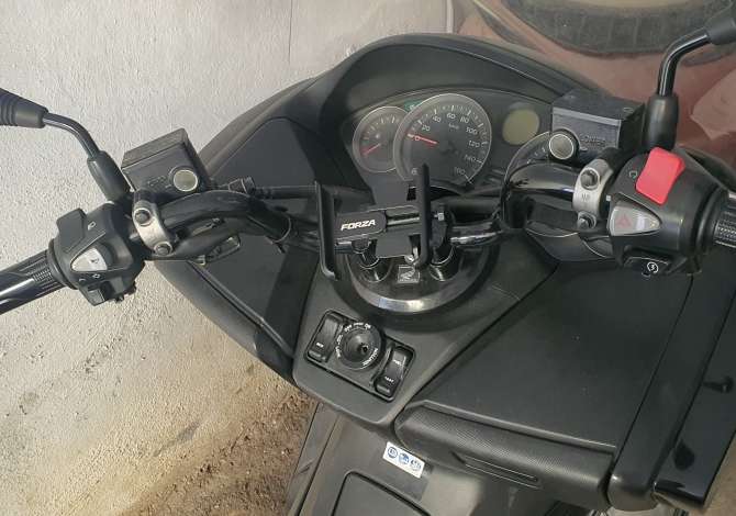 OKAZION - Shes motorr Honda NSS300A 