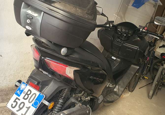 Moto e Scooter in vendita a Tirana - 3,000 Euro