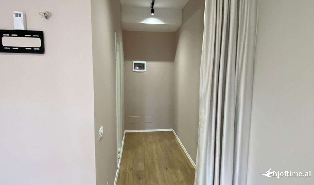 Ambient biznesi me qira ne Ali Demi