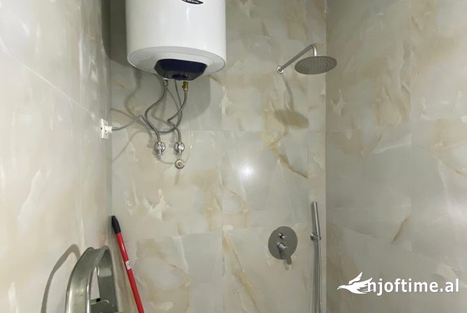 Ambient biznesi me qira ne Ali Demi