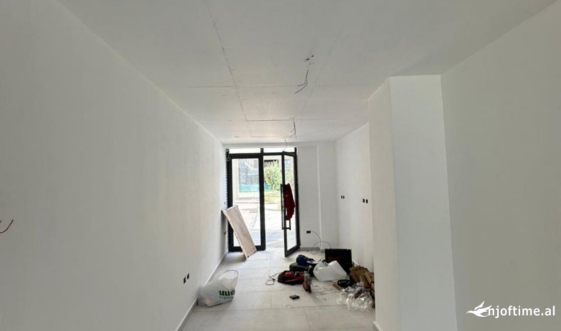 Ambient biznesi me qira tek Fusha Aviacionit