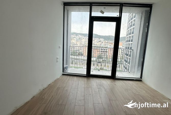 Apartament 1+1 me qira per biznes tek lake view tek Liqeni 
