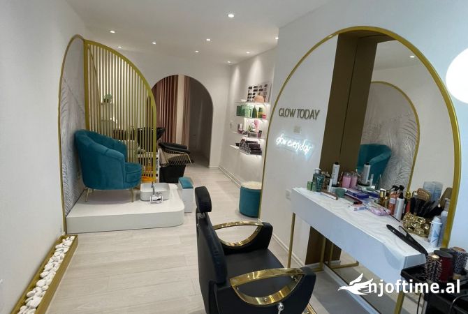 Business Property in Sale 3+1 in Tirana - 20,001 Euro