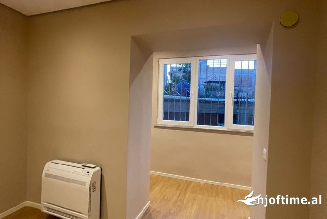 Apartament per Qira ne Rrugen e Kavajes – Ideal per Biznesin Tuaj!