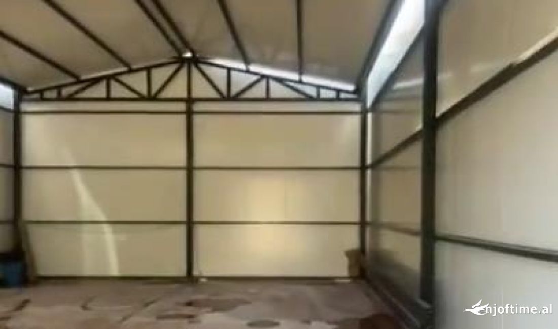 Kapanon me qira ne Astir 