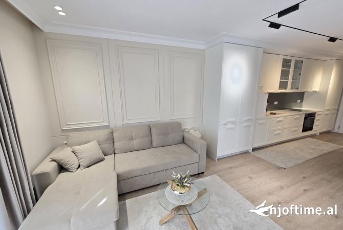 Shtepi ne shitje Apartament ne Tirane, 3+1, Mobilimi E mobiluar, Pagesa 306,001  Euro.