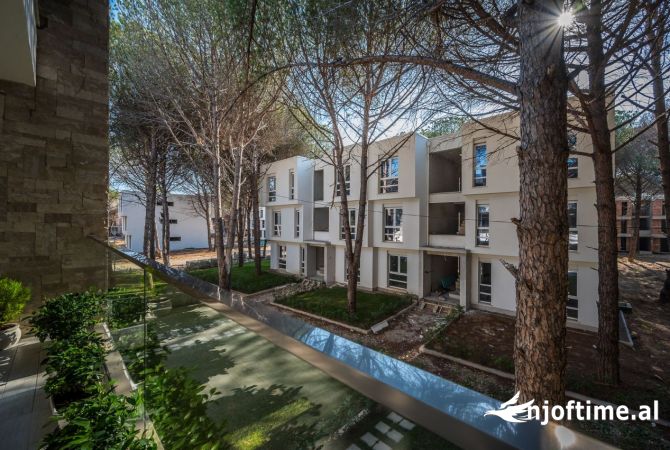 Shtepi ne shitje Apartament ne Durres, 2+1, Mobilimi Bosh, pa mobiluar, Pagesa 332,640  Euro.