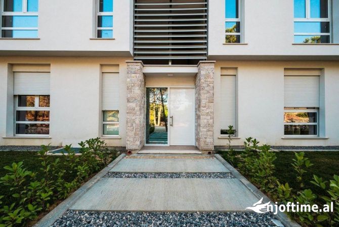 Shtepi ne shitje Apartament ne Durres, 2+1, Mobilimi Bosh, pa mobiluar, Pagesa 332,640  Euro.