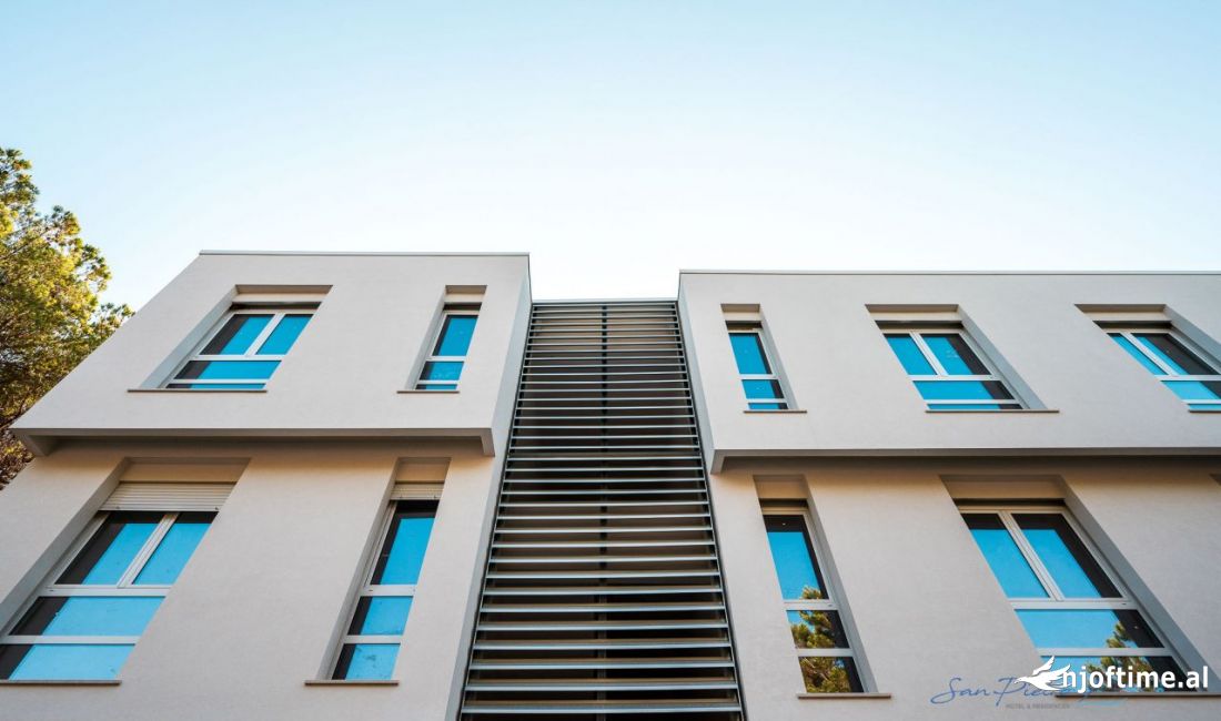 Shtepi ne shitje Apartament ne Durres, 2+1, Mobilimi Bosh, pa mobiluar, Pagesa 332,640  Euro.