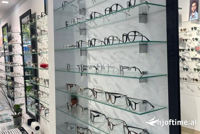 Attivita commerciale in vendita a Tirana - 18,000 Euro