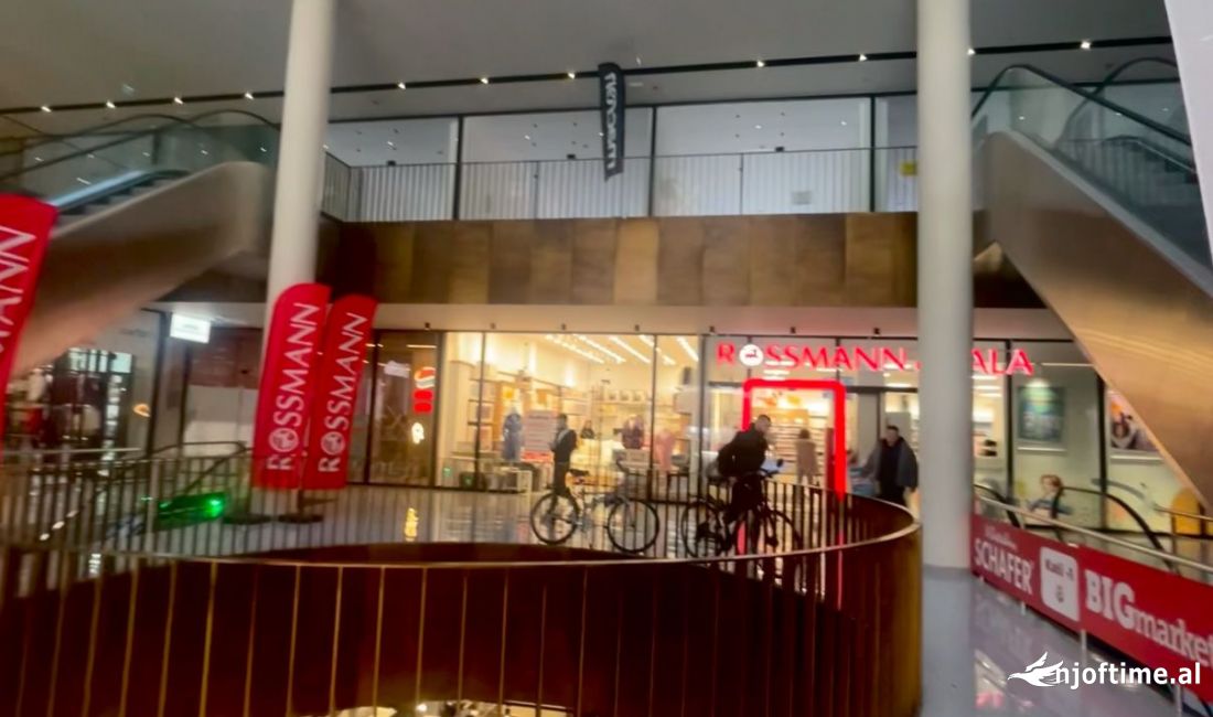 Ambient Komercial 104m2 | Garden Building