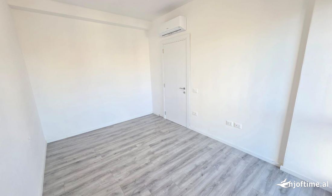 🏢 AMBIENT 58m2 ME QIRA – MYSLYM SHYRI 🏢