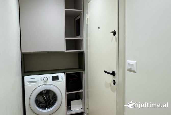 Shtepi ne shitje Apartament ne Tirane, 1+1, Mobilimi E mobiluar, Pagesa 183,999  Euro.